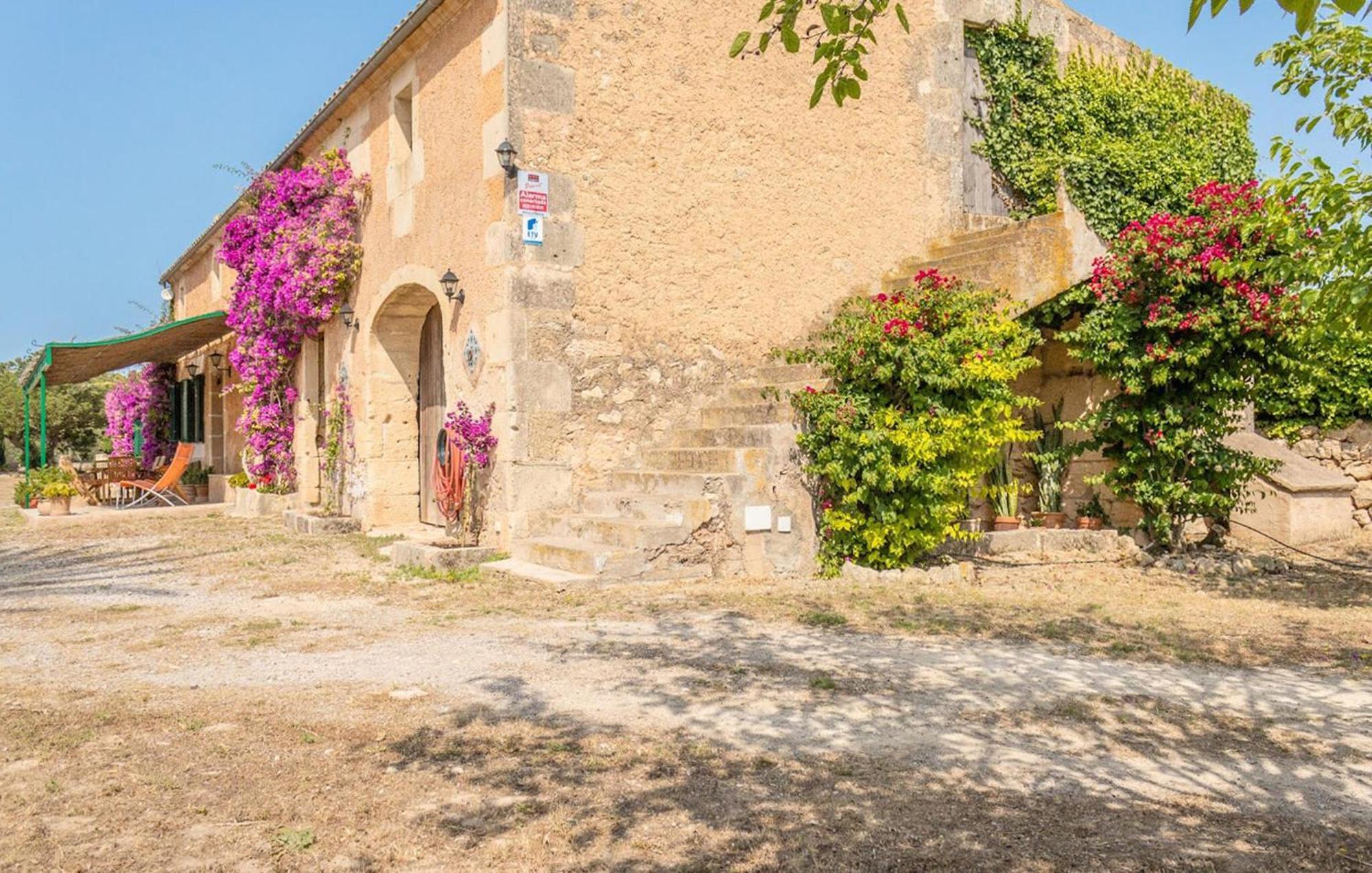 Sa Clota Nova